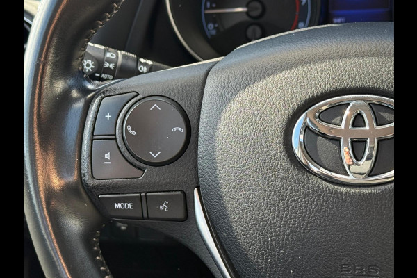 Toyota Auris 1.3 NAVI-CAMERA-TREKHAAK-CLIMA
