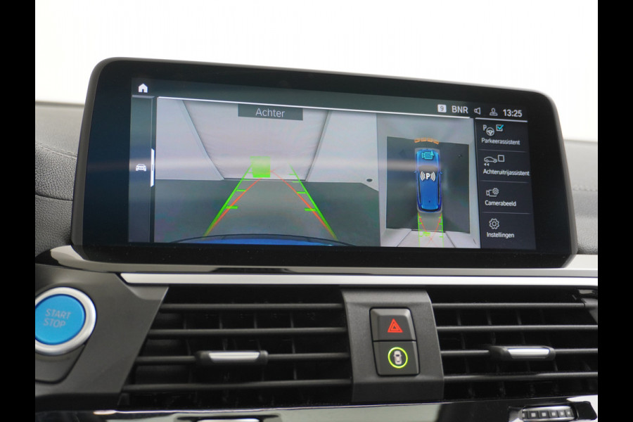 BMW iX3 High Executive 80kWh Leder Adap.Cruise Apple Carplay Android Auto Navi Ecc 360°Camera Panoramaschuifdak Harman&Kardon®SurroundSo Stoelverwarming Parkeer+Achteruitrij assistent Led Origineel Nederlandse Auto Zeer compleet!