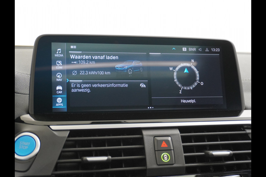 BMW iX3 High Executive 80kWh Leder Adap.Cruise Apple Carplay Android Auto Navi Ecc 360°Camera Panoramaschuifdak Harman&Kardon®SurroundSo Stoelverwarming Parkeer+Achteruitrij assistent Led Origineel Nederlandse Auto Zeer compleet!
