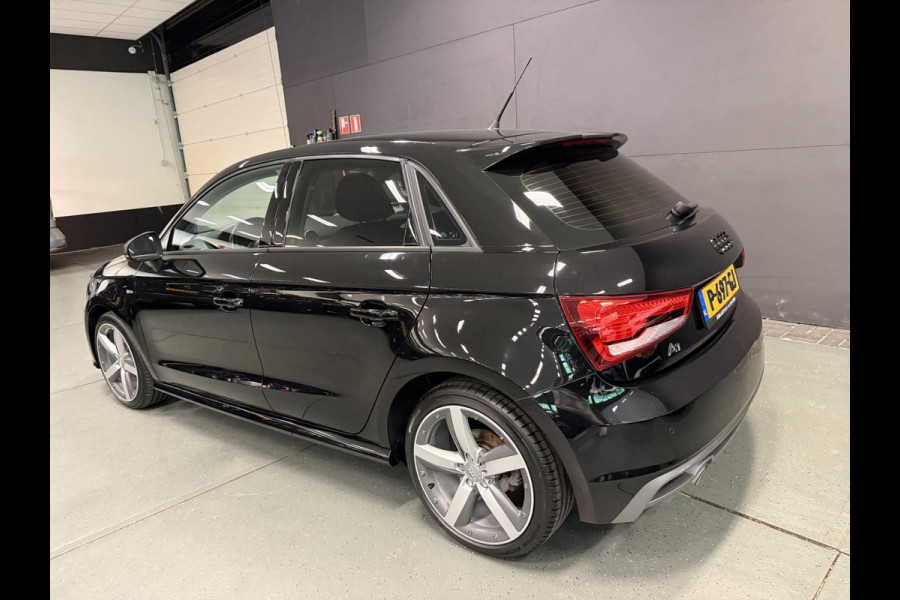 Audi A1 Sportback 1.0 TFSI Sport S line Edition 17'' BLACK-LINE NAVI/ECC/PDC/DSG///