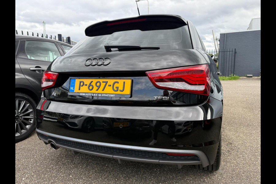 Audi A1 Sportback 1.0 TFSI Sport S line Edition 17'' BLACK-LINE NAVI/ECC/PDC/DSG///