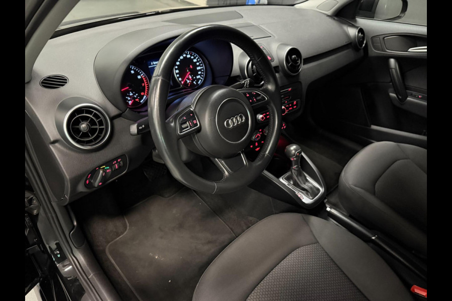 Audi A1 Sportback 1.0 TFSI Sport S line Edition 17'' BLACK-LINE NAVI/ECC/PDC/DSG///