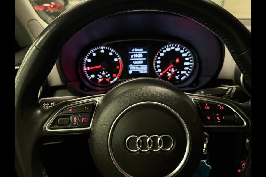 Audi A1 Sportback 1.0 TFSI Sport S line Edition 17'' BLACK-LINE NAVI/ECC/PDC/DSG///