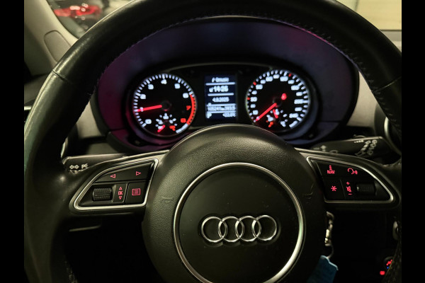 Audi A1 Sportback 1.0 TFSI Sport S line Edition 17'' BLACK-LINE NAVI/ECC/PDC/DSG///