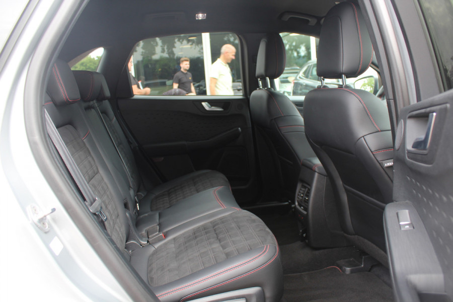 Ford Kuga 2.5 PHEV ST-Line X 62.758 km! / Head-up / Keyless / B&O / Leder&Alcantara / 18'' / Navigatie / Parkeerhulp V+A / Stoel+Stuurverwarming / DAB / Cruise Control