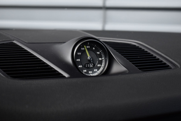 Porsche Cayenne 3.0 E-Hybrid 462pk | Panoramadak | Sport Chrono | 22'' RS Spyder Design | PASM | Orig. NL |