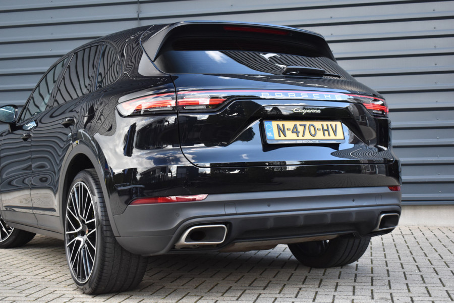 Porsche Cayenne 3.0 E-Hybrid 462pk | Panoramadak | Sport Chrono | 22'' RS Spyder Design | PASM | Orig. NL |