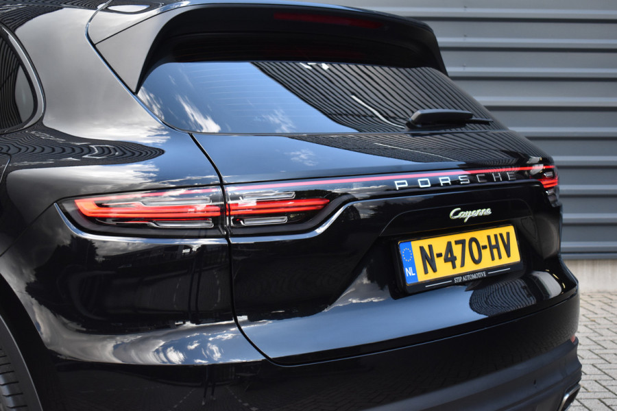 Porsche Cayenne 3.0 E-Hybrid 462pk | Panoramadak | Sport Chrono | 22'' RS Spyder Design | PASM | Orig. NL |