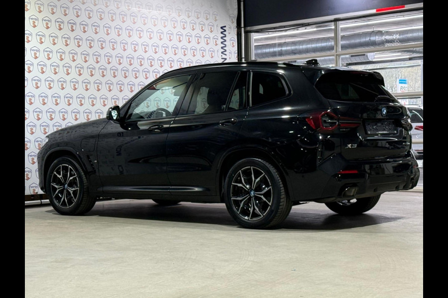 BMW X3 XDrive30e High Executive M-Sport | Pano | 360 Camera | Memory | Led BMW X3 XDrive30e High Executive M-Sport | Pano | 360 Camera | Memory | Led