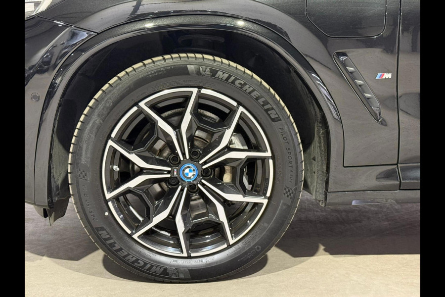 BMW X3 XDrive30e High Executive M-Sport | Pano | 360 Camera | Memory | Led BMW X3 XDrive30e High Executive M-Sport | Pano | 360 Camera | Memory | Led