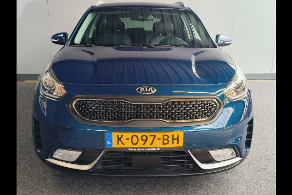 Kia Niro 1.6 GDi Hybrid DynamicLine Travel Connect Rijklaar + 12 maanden Bovag-garantie Henk Jongen Auto's in Helmond,  al 50 jaar service zoals 't hoort!