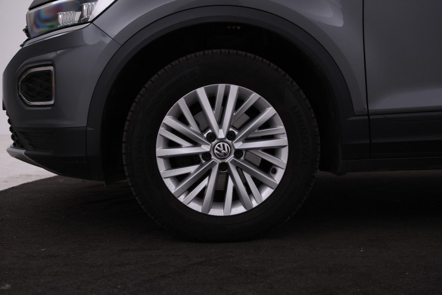 Volkswagen T-Roc 1.6 TDI Style Navigatie, Airco, Cruise.