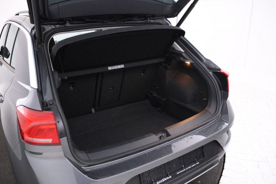 Volkswagen T-Roc 1.6 TDI Style Navigatie, Airco, Cruise.