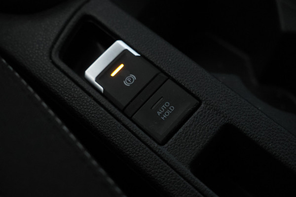 Volkswagen T-Roc 1.6 TDI Style Navigatie, Airco, Cruise.