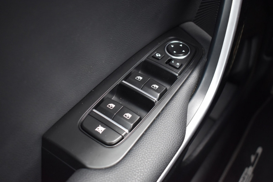 Kia ProCeed 1.4 T-GDI GT-Line / Navigatie / Adap. Cruise / 17" LM / Panoramadak / Keyless