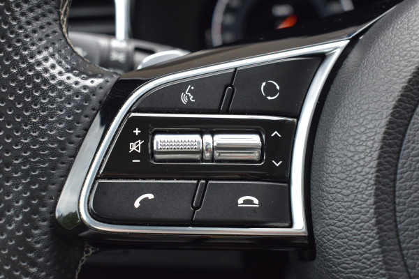 Kia ProCeed 1.4 T-GDI GT-Line / Navigatie / Adap. Cruise / 17" LM / Panoramadak / Keyless