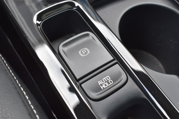 Kia ProCeed 1.4 T-GDI GT-Line / Navigatie / Adap. Cruise / 17" LM / Panoramadak / Keyless