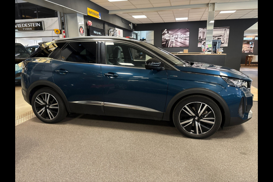 Peugeot 3008 1.6 HYbrid 225 GT/pano/navi/Focal audio/camera/cruise/masage/
