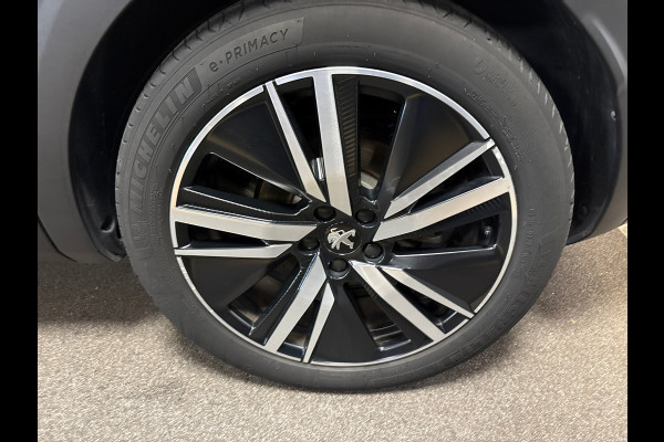 Peugeot 3008 1.6 HYbrid 225 GT/pano/navi/Focal audio/camera/cruise/masage/