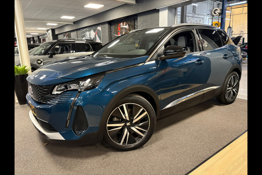 Peugeot 3008 1.6 HYbrid 225 GT/pano/navi/Focal audio/camera/cruise/masage/