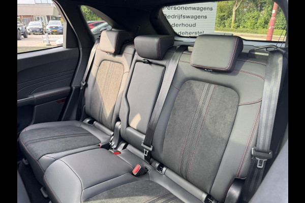 Ford Kuga 2.5 PHEV ST-Line X 243pk | SCI | Driver Assistance Pack | Black Package | Winterpack | Wegklapbare Trekhaak | AGR Stoelen Ford Kuga 2.5 PHEV ST-Line X 243pk | SCI | Driver Assistance Pack | Black Package | Winterpack | Wegklapbare Trekhaak | AGR Stoelen
