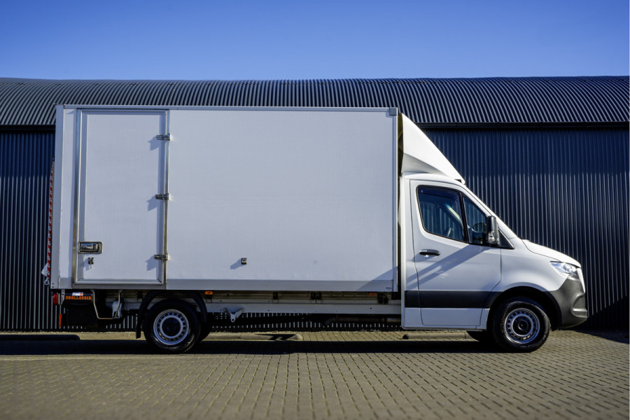 Mercedes-Benz Sprinter 314 CDI L3 Bakwagen met laadklep | Automaat | Mbux | Carplay | Camera | Navigatie | Climate | Cruise | Euro 6