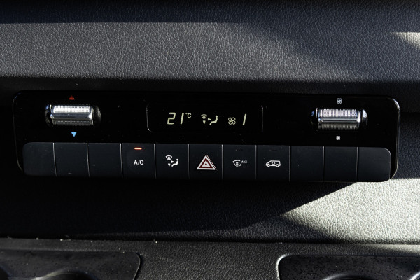 Mercedes-Benz Sprinter 314 CDI L3 Bakwagen met laadklep | Automaat | Mbux | Carplay | Camera | Navigatie | Climate | Cruise | Euro 6