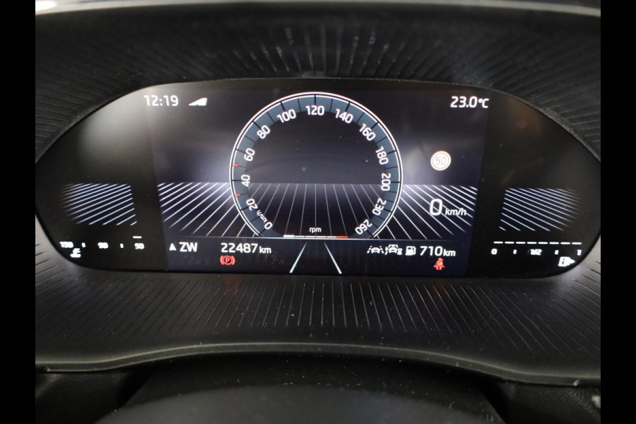 Škoda Fabia 1.0 TSI Monte Carlo 95 pk | Verlengde garantie |  Navigatie via App | Parkeersensoren | Achteruitrijcamera | Autom. airco | Stoelverwarming |