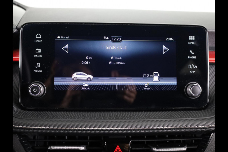 Škoda Fabia 1.0 TSI Monte Carlo 95 pk | Verlengde garantie |  Navigatie via App | Parkeersensoren | Achteruitrijcamera | Autom. airco | Stoelverwarming |