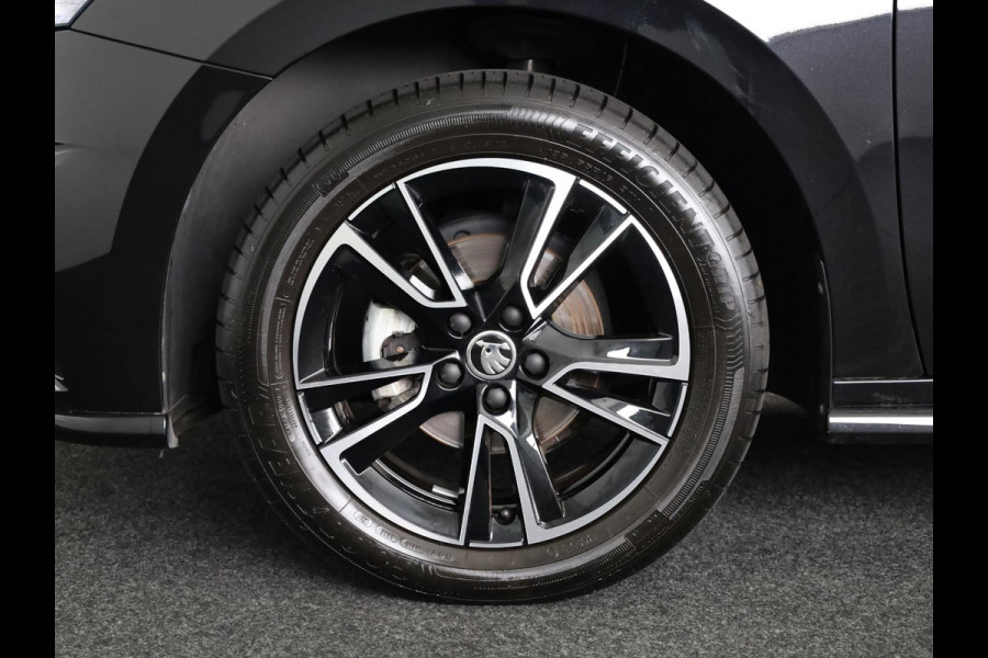 Škoda Fabia 1.0 TSI Monte Carlo 95 pk | Verlengde garantie |  Navigatie via App | Parkeersensoren | Achteruitrijcamera | Autom. airco | Stoelverwarming |