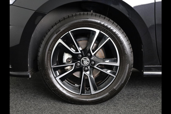 Škoda Fabia 1.0 TSI Monte Carlo 95 pk | Verlengde garantie |  Navigatie via App | Parkeersensoren | Achteruitrijcamera | Autom. airco | Stoelverwarming |