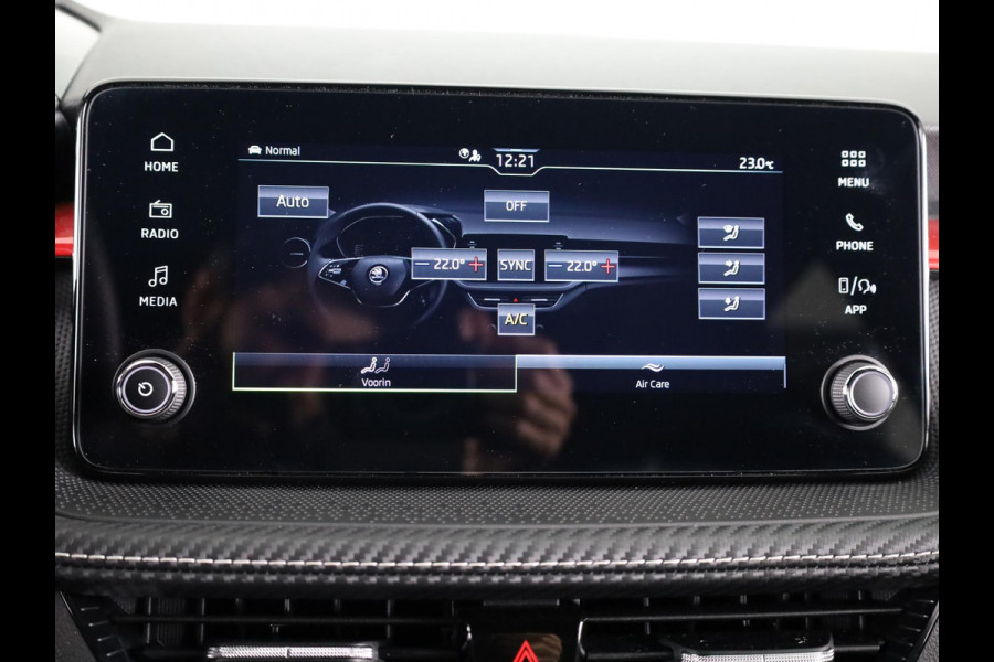 Škoda Fabia 1.0 TSI Monte Carlo 95 pk | Verlengde garantie |  Navigatie via App | Parkeersensoren | Achteruitrijcamera | Autom. airco | Stoelverwarming |