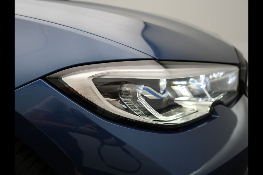BMW 3 Serie Touring 330e Sportline Plug In Hybrid 293pk Dealer O.H PHEV | Adaptive Cruise | 360 Camera | Head Up | Laser LED | Keyless | Sportstoelen Verwarmd | M Sportstuur | 18"L.M | Apple Carplay |