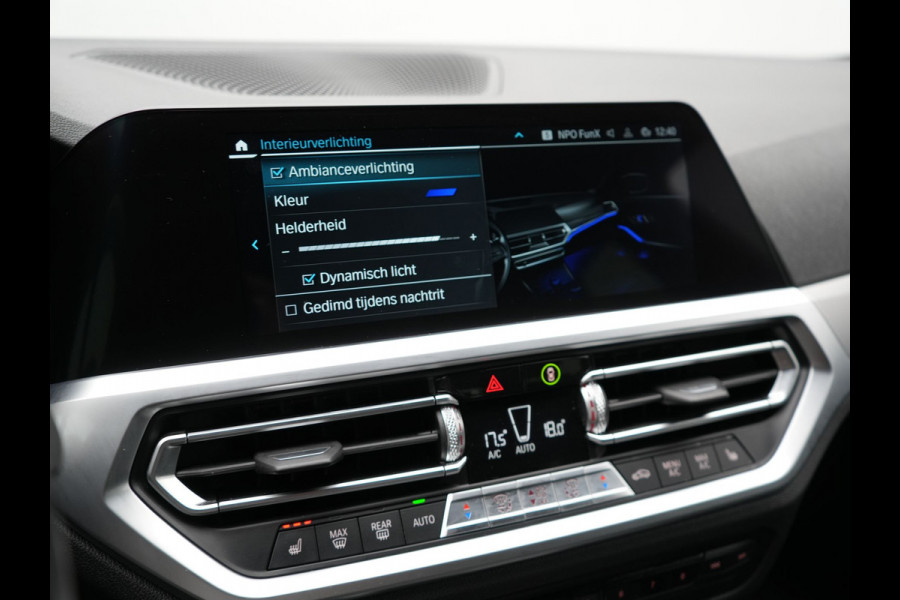 BMW 3 Serie Touring 330e Sportline Plug In Hybrid 293pk Dealer O.H PHEV | Adaptive Cruise | 360 Camera | Head Up | Laser LED | Keyless | Sportstoelen Verwarmd | M Sportstuur | 18"L.M | Apple Carplay |