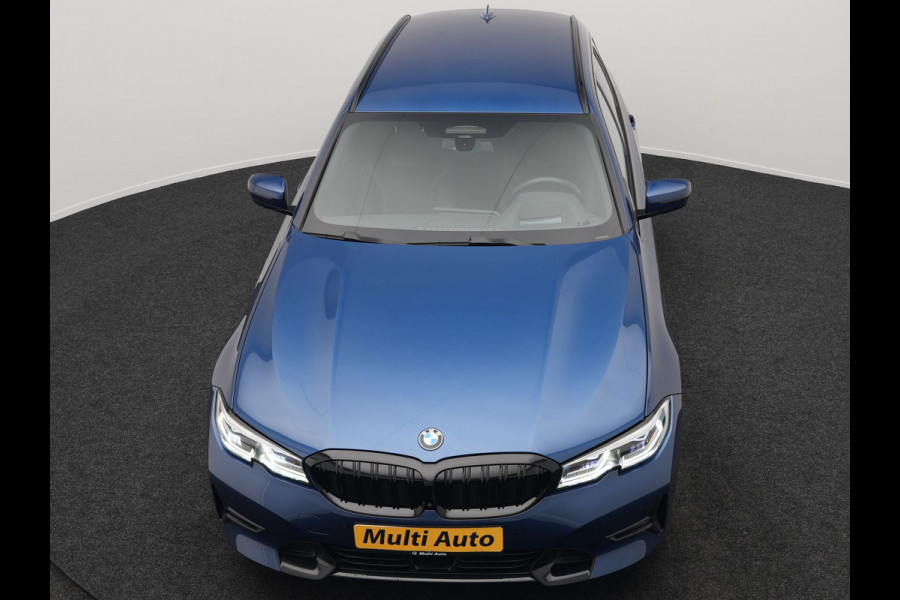 BMW 3 Serie Touring 330e Sportline Plug In Hybrid 293pk Dealer O.H PHEV | Adaptive Cruise | 360 Camera | Head Up | Laser LED | Keyless | Sportstoelen Verwarmd | M Sportstuur | 18"L.M | Apple Carplay |