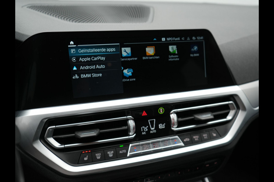 BMW 3 Serie Touring 330e Sportline Plug In Hybrid 293pk Dealer O.H PHEV | Adaptive Cruise | 360 Camera | Head Up | Laser LED | Keyless | Sportstoelen Verwarmd | M Sportstuur | 18"L.M | Apple Carplay |