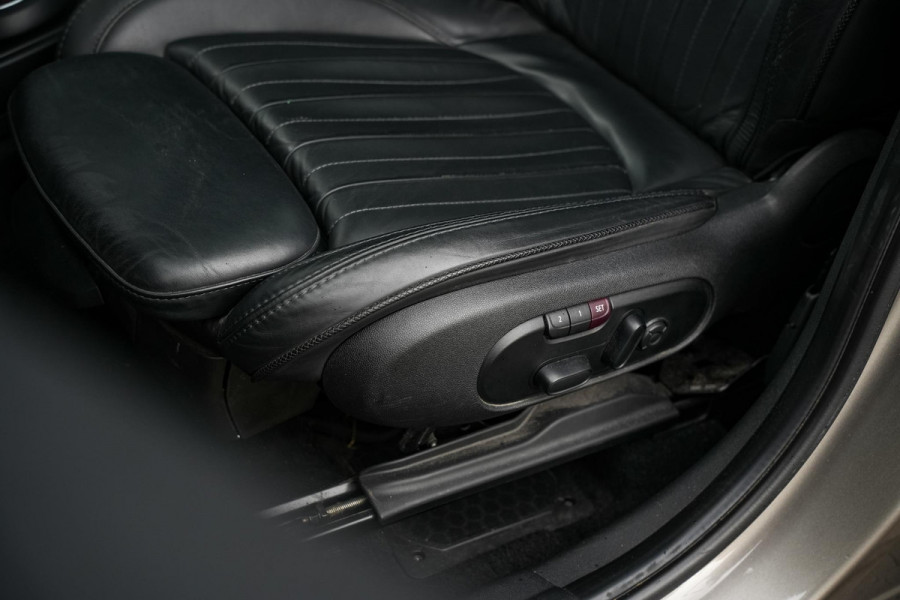 MINI Countryman 2.0 Cooper SD ALL4 Chili Panodak DAB+ Cruise Camera Leer Memory Harman Kardon Keyless