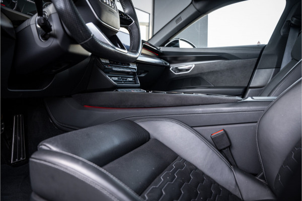 Audi e-tron GT RS 93 kWh - Panorama | B&O | Carbon | Massage | Stoelkoeling | Luchtvering
