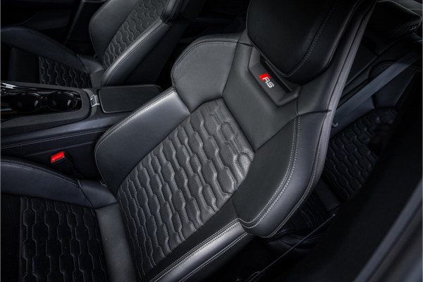 Audi e-tron GT RS 93 kWh - Panorama | B&O | Carbon | Massage | Stoelkoeling | Luchtvering