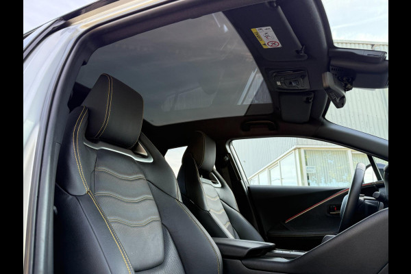 Toyota C-HR 2.0 Plug-in Hybrid 220 Première Edition SPORT 2024 PANO LUXE