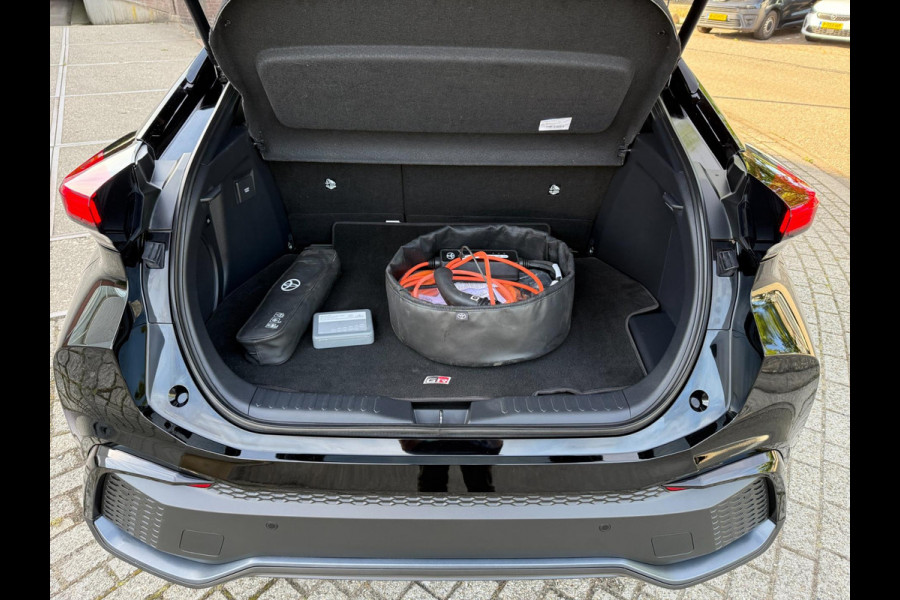 Toyota C-HR 2.0 Plug-in Hybrid 220 Première Edition SPORT 2024 PANO LUXE