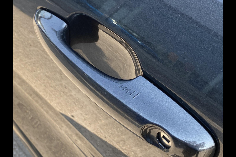 Ford Kuga 2.5 PHEV ST-Line X 243pk | Driver Assistance Pack | Winterpack | Wegklapbare Trekhaak | Matrix Led | 19 inch Licht metalen Velgen | AGR Stoelen