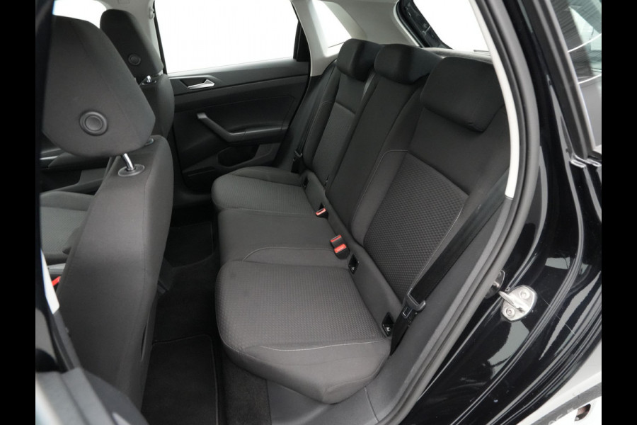 Volkswagen Polo 1.0 MPI 80pk Comfortline Navigatie Carplay Cruise 111