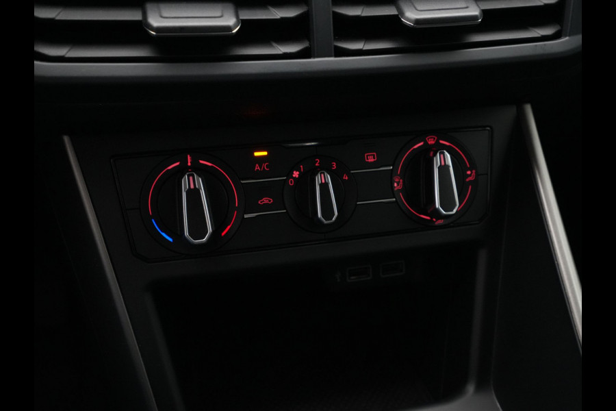 Volkswagen Polo 1.0 MPI 80pk Comfortline Navigatie Carplay Cruise 111