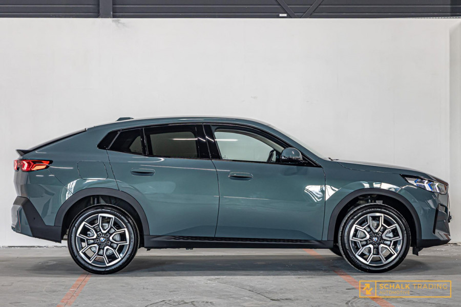 BMW X2 SDrive20i Launch Edition|Laser|Cam|Fabrieksgarantie