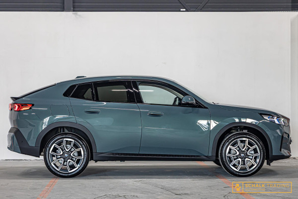 BMW X2 SDrive20i Launch Edition|Laser|Cam|Fabrieksgarantie