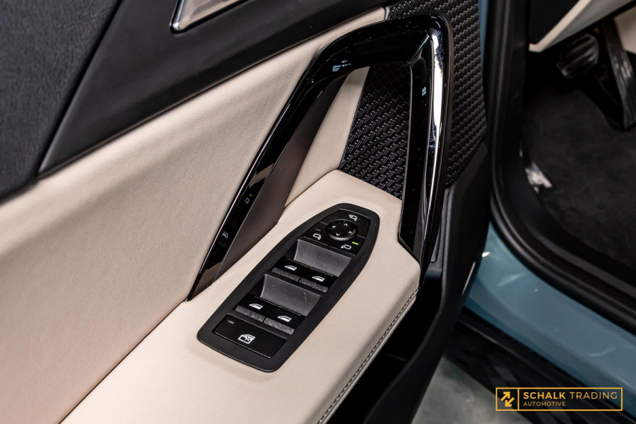 BMW X2 SDrive20i Launch Edition|Laser|Cam|Fabrieksgarantie
