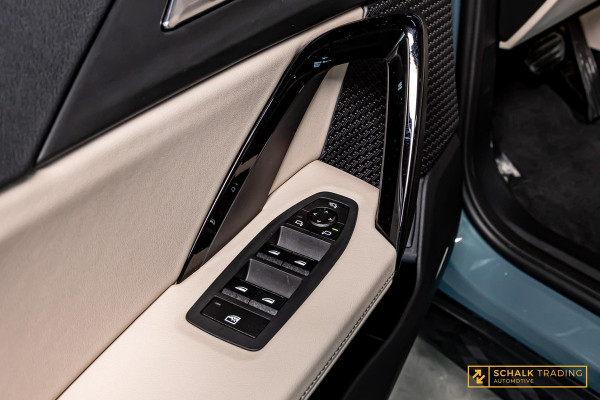 BMW X2 SDrive20i Launch Edition|Laser|Cam|Fabrieksgarantie