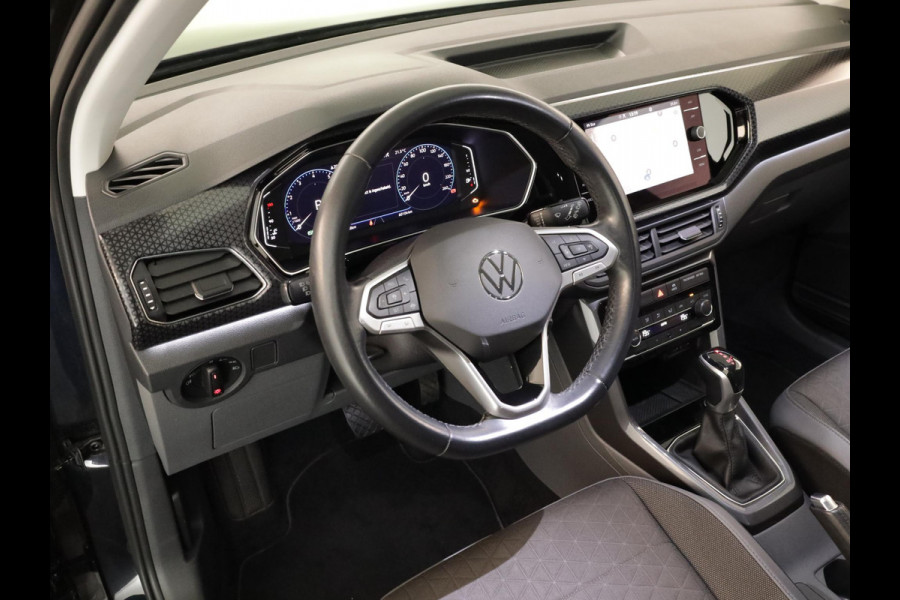 Volkswagen T-Cross 1.0 TSI Style Business R 110 pk Automaat (DSG) | Navigatie | Parkeersensoren | Achteruitrijcamera | Adaptieve cruise control | Voll. digitaal instrumentenpaneel |