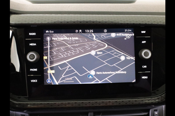 Volkswagen T-Cross 1.0 TSI Style Business R 110 pk Automaat (DSG) | Navigatie | Parkeersensoren | Achteruitrijcamera | Adaptieve cruise control | Voll. digitaal instrumentenpaneel |